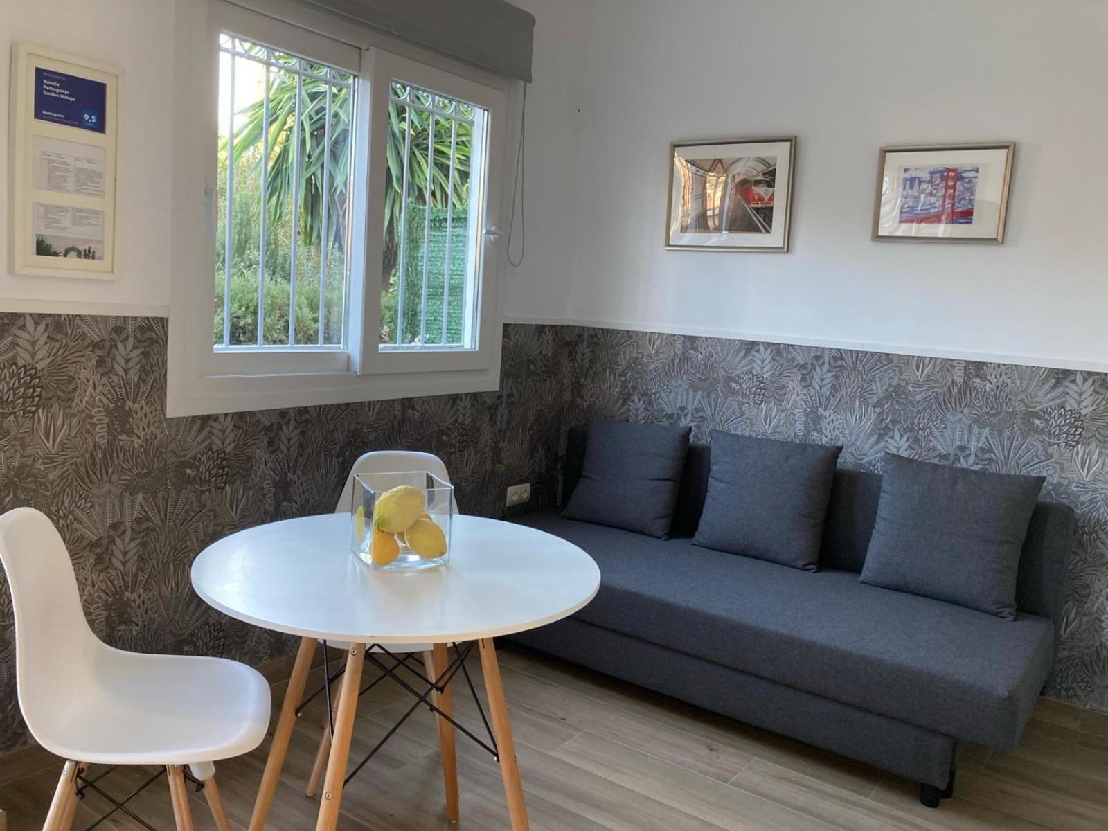 Estudio Pedregalejo Garden 2 Málaga Dış mekan fotoğraf